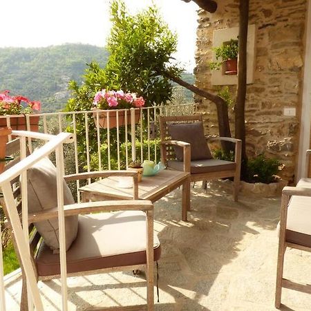 Casa Vacanze Sole Borghetto d'Arroscia Екстер'єр фото