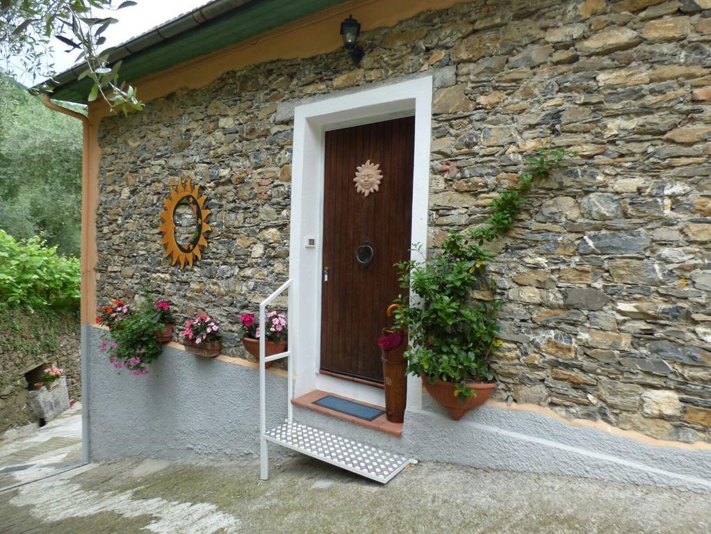Casa Vacanze Sole Borghetto d'Arroscia Екстер'єр фото